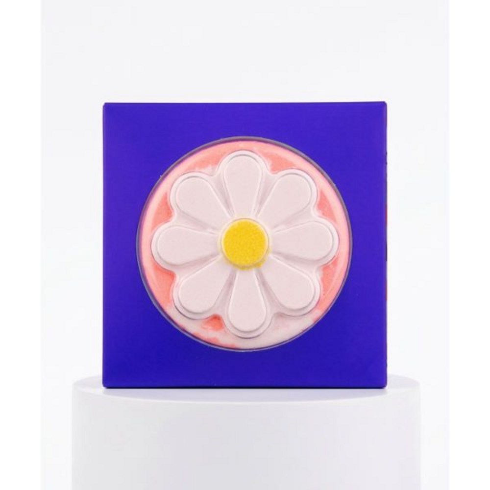Bath Project Dreams Come True — Florale Badebombe, 180 g