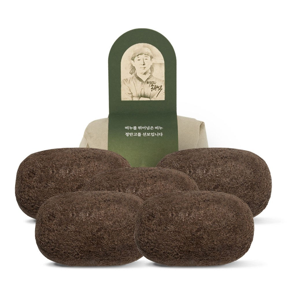 Cheonbinusop Jeongango extract soap with five dark brown rounded bars arranged before green portrait packaging